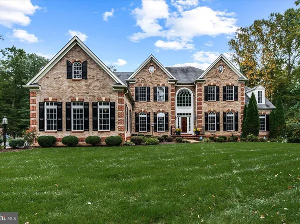 8825 Liberty Oaks Pl, Nokesville, VA 20181