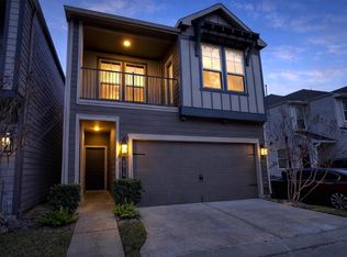 10916 Cannes Memorial Dr, Houston, TX 77043