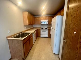 2451 SW Wickiup Ct, Redmond, OR 97756