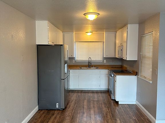 4th image of 216 W Alameda St