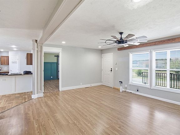 5th image of 17563 Reno Rd