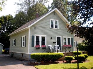 95 College St, Clinton, NY 13323
