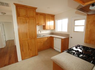 525 Penn St, El Segundo, CA 90245