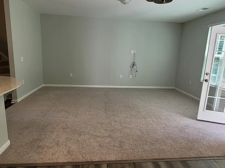 1036 Brightskies St — Photo 4