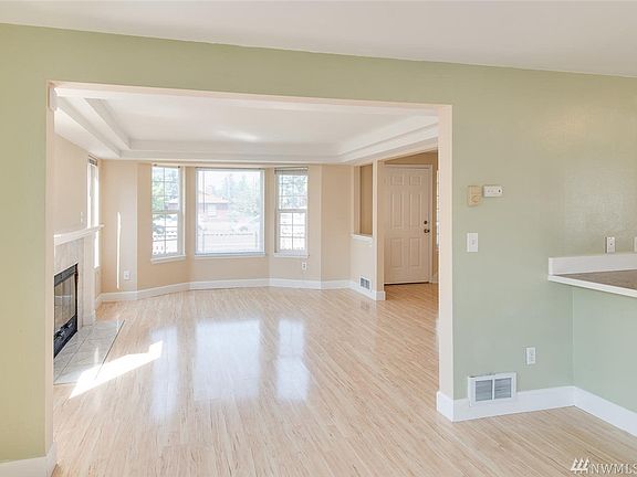 3rd image of 1404 118th St S