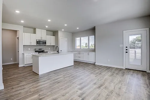 4257 Clovis Ave Photo 1
