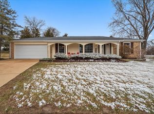 8 Youngstown Ct, Chesterfield, MO 63017