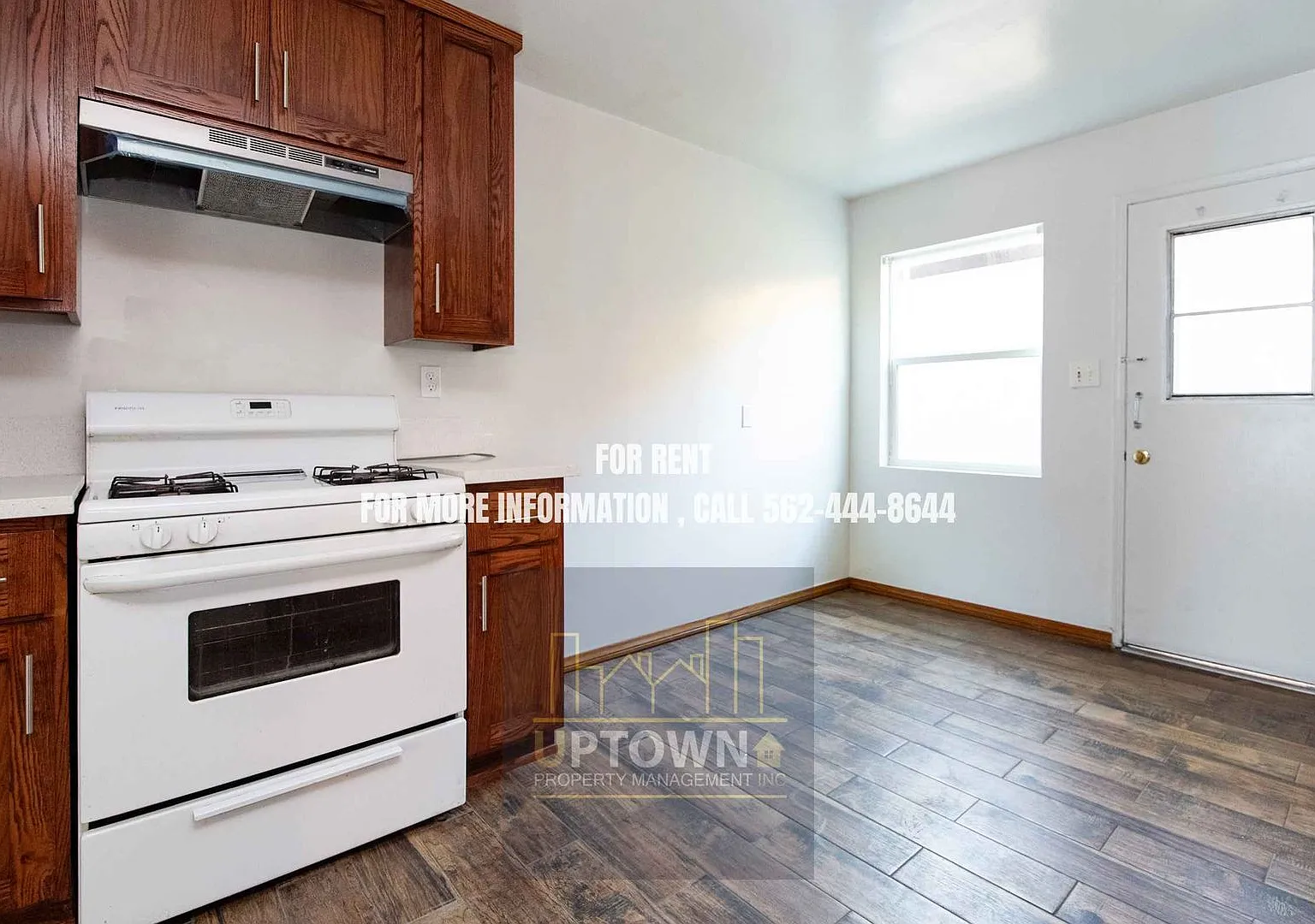 Apartment - 2 Bedrooms / 1 Bath - South Gate — Photo 4