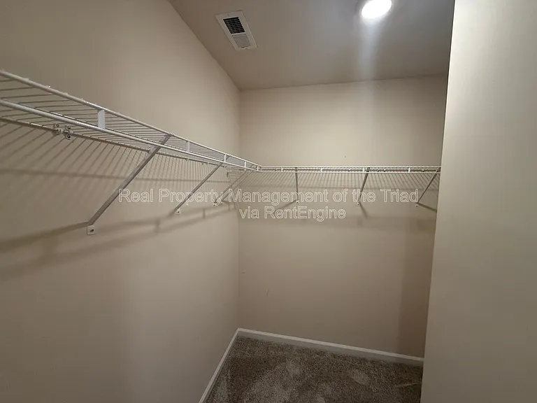886 Falls Grove Trl — Photo 18