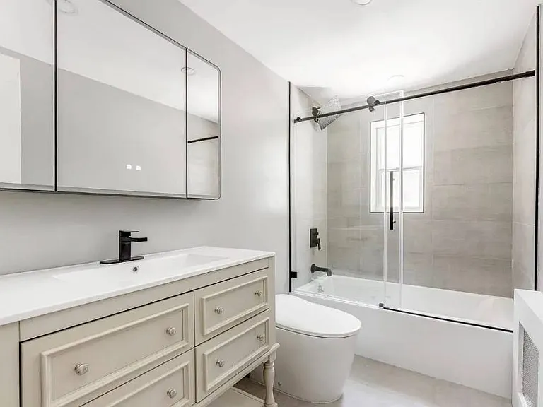 208-12 53rd Ave #1 — Photo 3