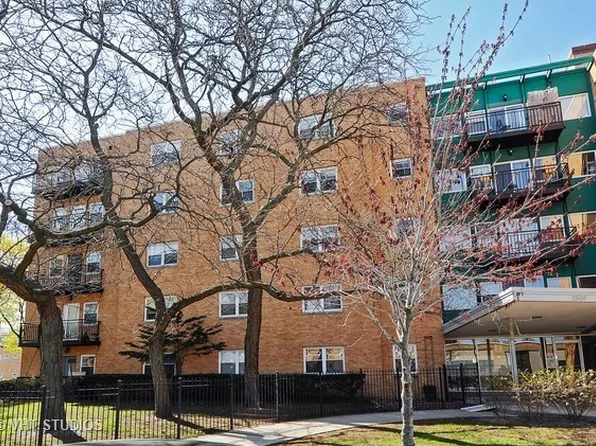 2501 W Bryn Mawr Ave APT 306, Chicago, IL 60659