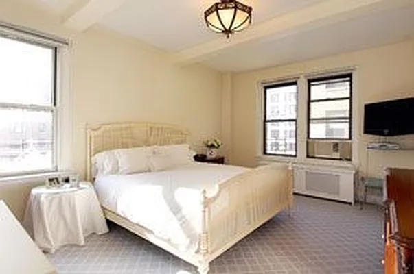 Sold by Douglas Elliman | media 15