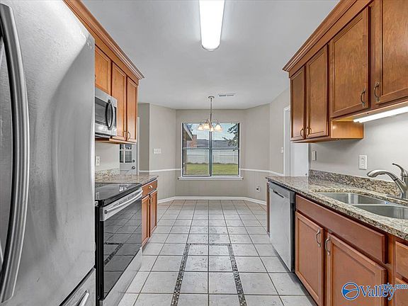 4th image of 2114 Dundee Dr SW