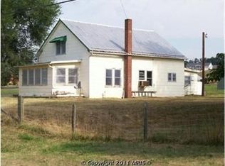 17 Fry Rd, Edinburg, VA 22824