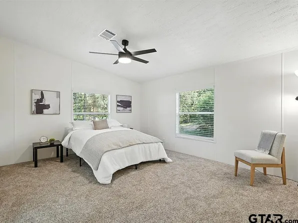 2518 Lovely Dr, Chandler, TX 75758