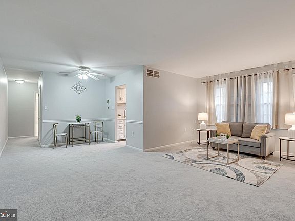 3rd image of 9473 Fairfax Blvd APT 104