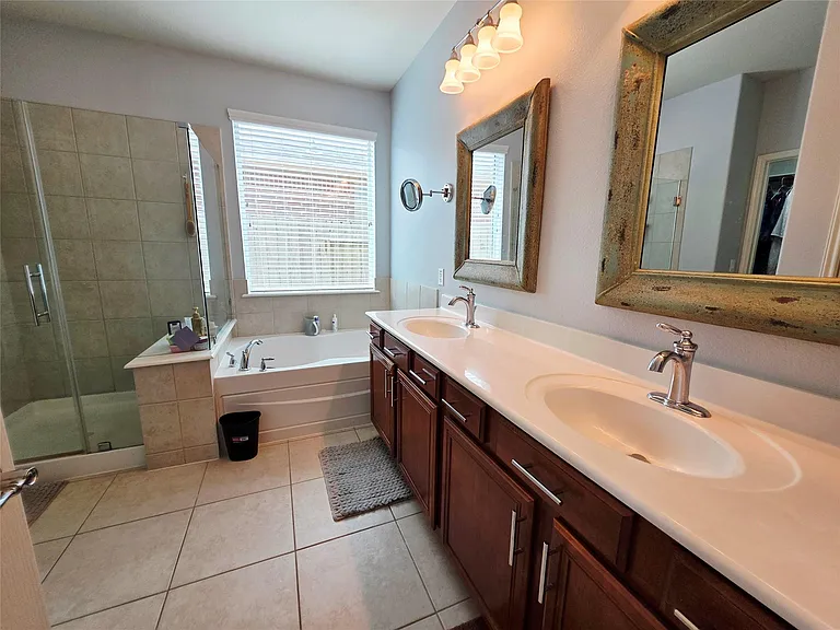 7142 Breton Bay Pass — Photo 20