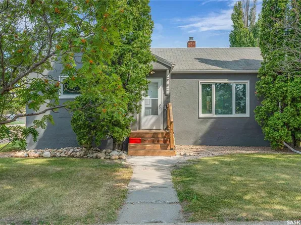 1492 95th STREET, North Battleford, SK S9A 0G6