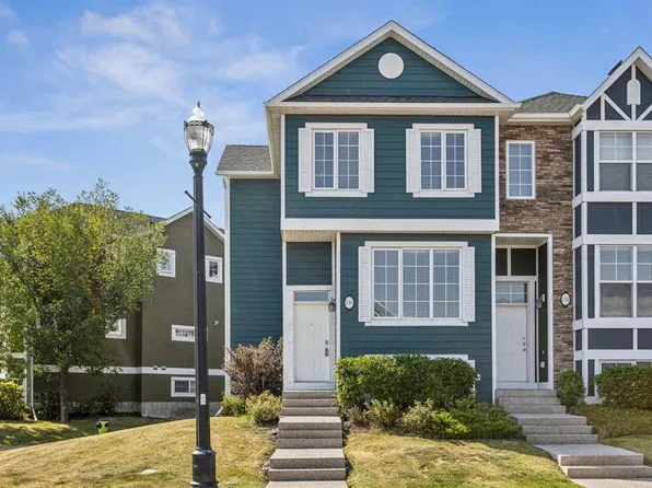 136 Lavender Link, Chestermere, AB T1X 0E6