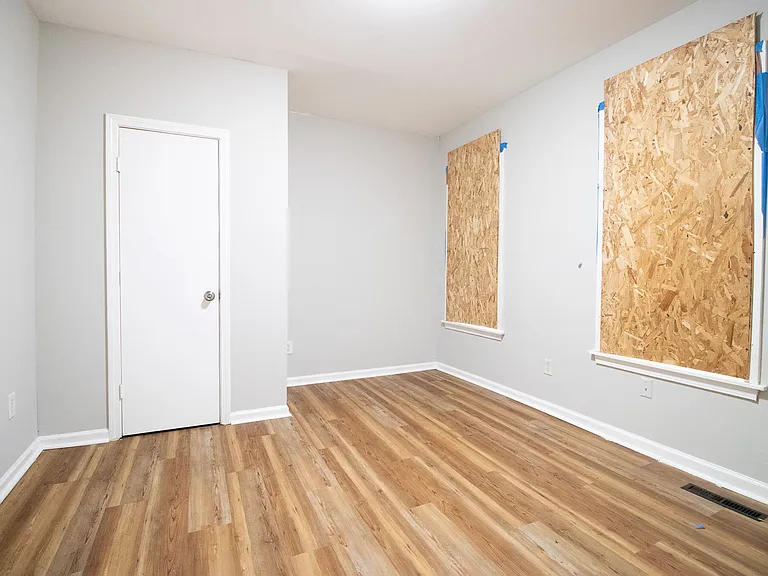 431 Greenwich Ave #1A — Photo 4