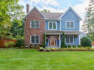 24 Wall St, Wellesley, MA 02481