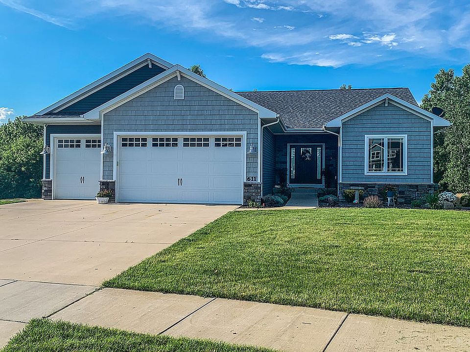 1st image of 611 Camrose Ct
