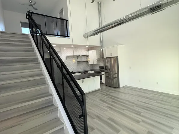 3130 N 37th St #3, Phoenix, AZ 85018