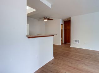 432 Edgehill Ln UNIT 33, Oceanside, CA 92054