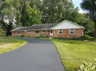 1312 Ashover Dr, Bloomfield Hills, MI 48304