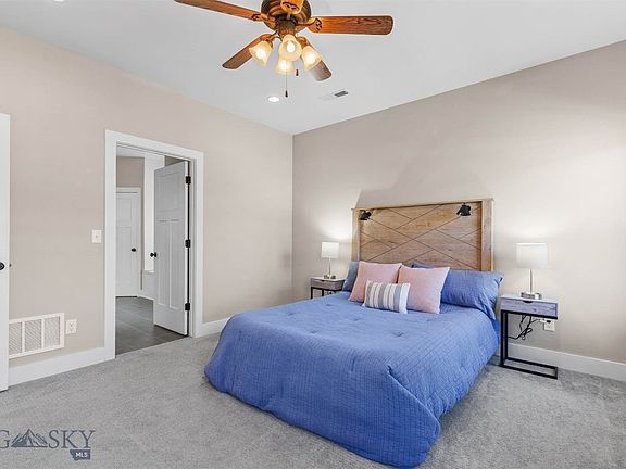 3rd image of 2608 Meriwether Dr S