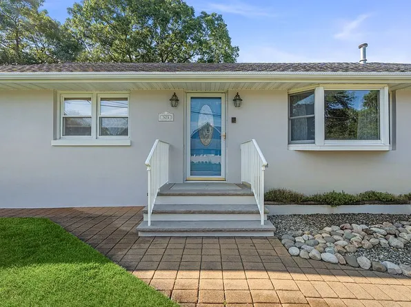 505 Adelaide Rd, Point Pleasant Beach, NJ 08742