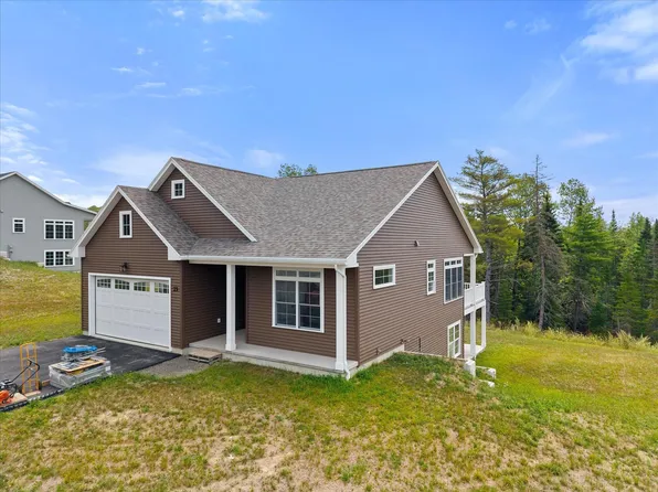 23 Galway Drive, Veazie, ME 04401