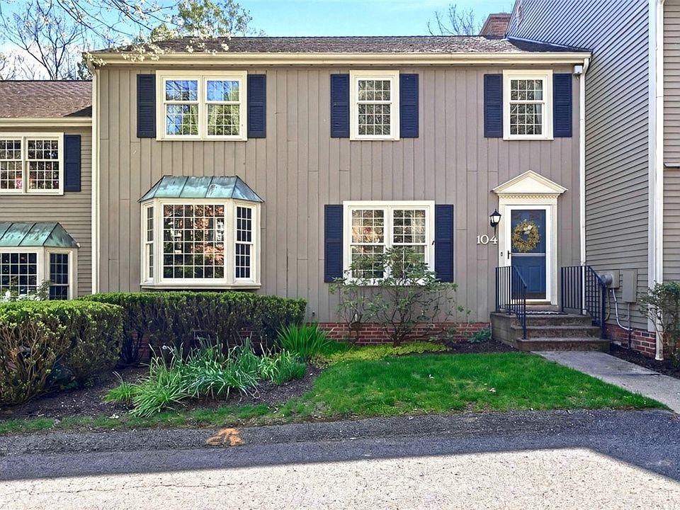 1st image of 104 Saybrook Hbr