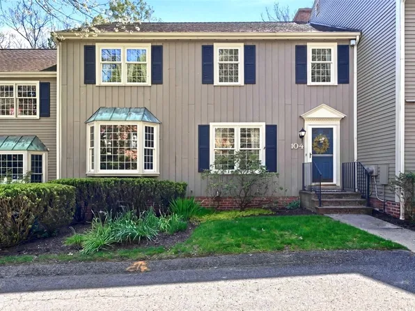 104 Saybrook Hbr, Bradfordwoods, PA 15015