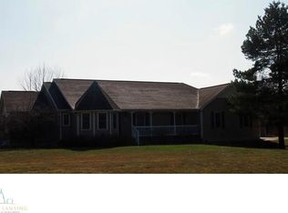 9649 Fenner Rd, Perry, MI 48872