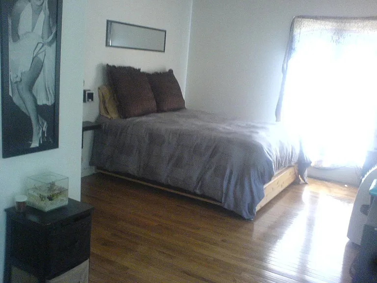 2370 Folsom St #C — Photo 12