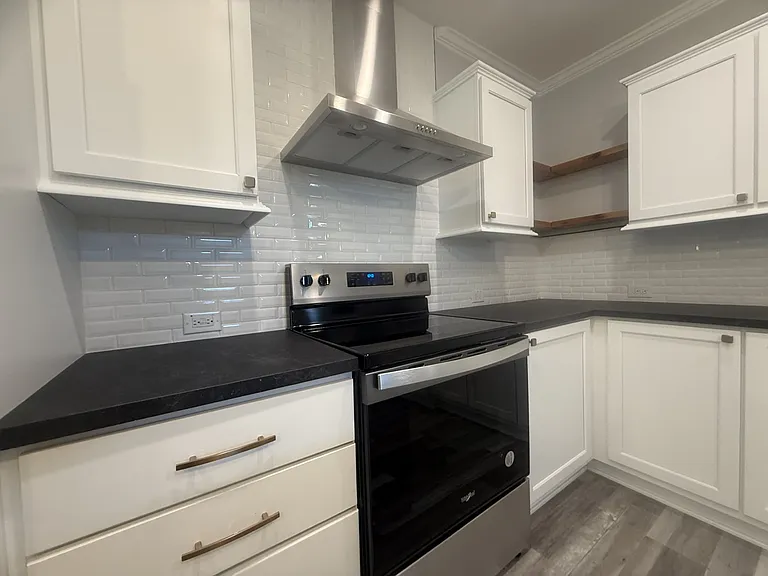 5657 Camelford Ct #469 — Photo 7