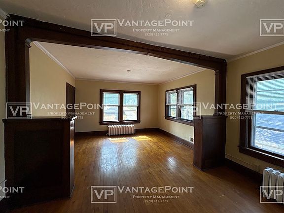 4th image of 408 S Van Buren St #3