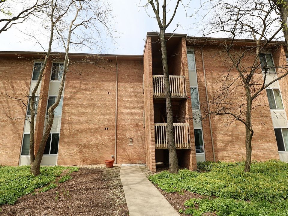 1st image of 6006 E Lake Dr APT 1D