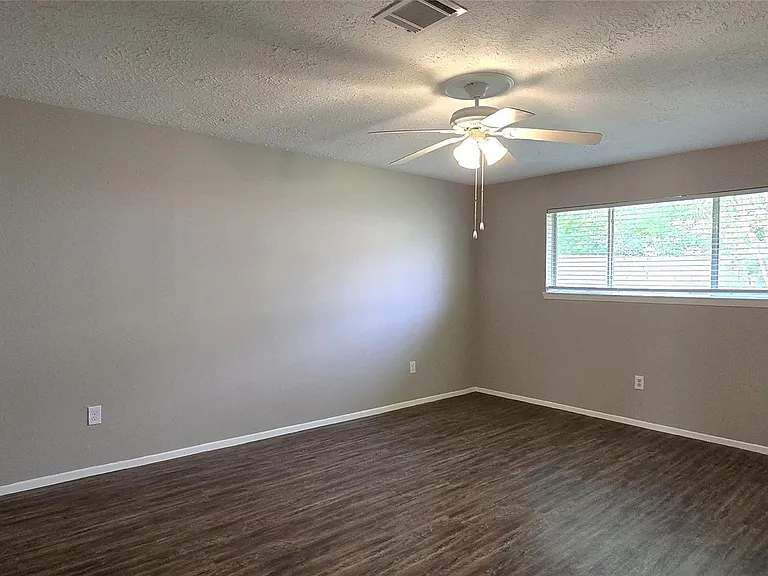 23019 Tree Bright Ln — Photo 14