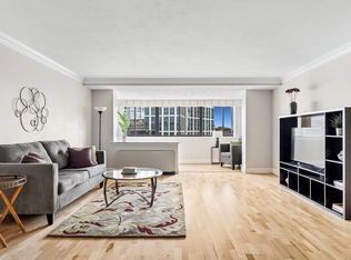 6 Whittier Pl APT 14H, Boston, MA 02114
