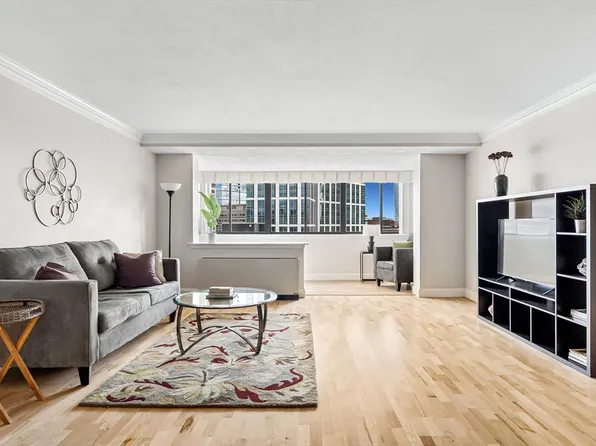 6 Whittier Pl APT 14H, Boston, MA 02114