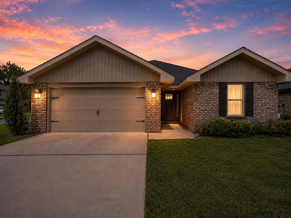 1st image of 232 Baycliff Dr