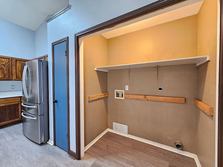 2209 Pixton Dr — Photo 22