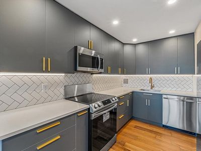 10-21 162nd St #8C, Whitestone, NY, 11357