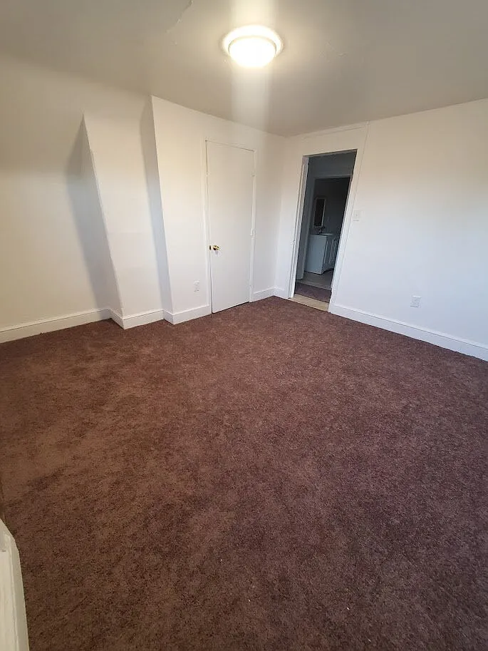 2 bed, 1.0 bath, 650 sqft, $1,700 — Photo 4