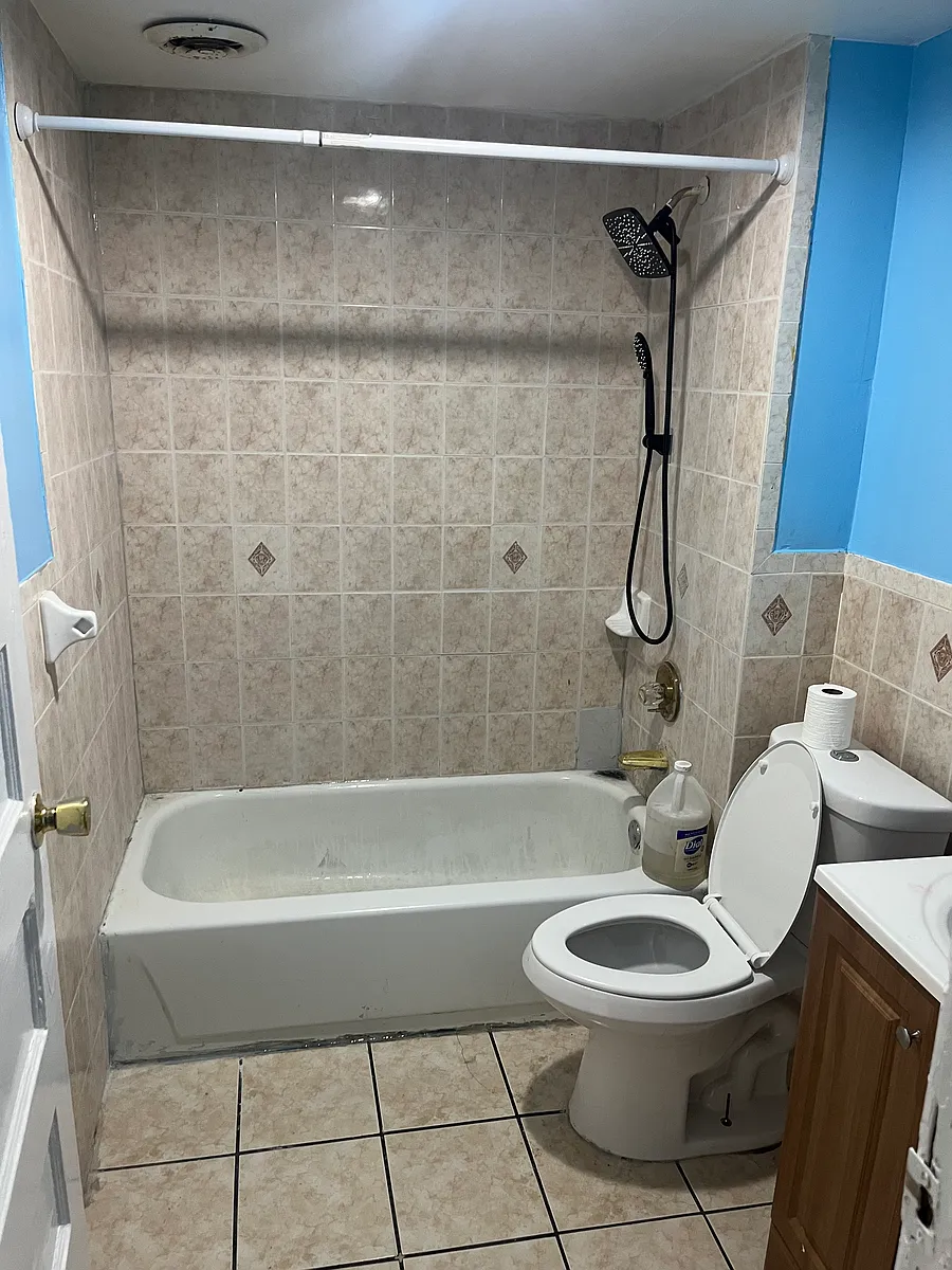 Building Photo - 1023 Chrisler Ave #2
