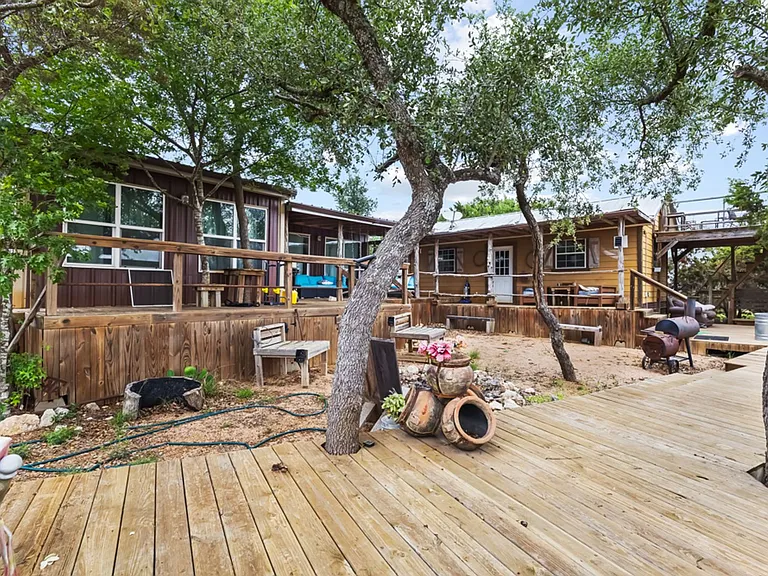 263 Stacie Ann Dr — Photo 24