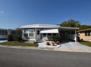 26 Beechwood Ln, Largo, FL 33770