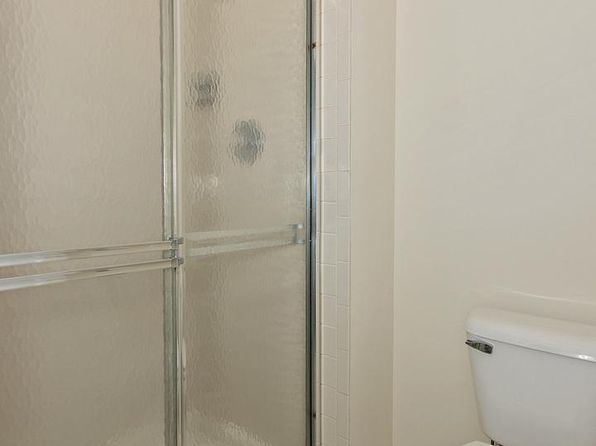 275 Crestview Dr Unit D